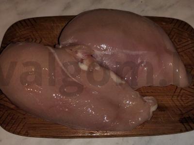 Vištienos ritinėliai su varške ir miško grybais Žingsnis 1