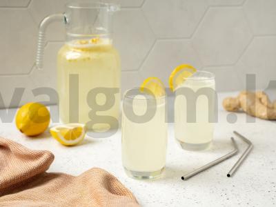 Citrinų-imbierų limonadas pagrindine nuotrauka