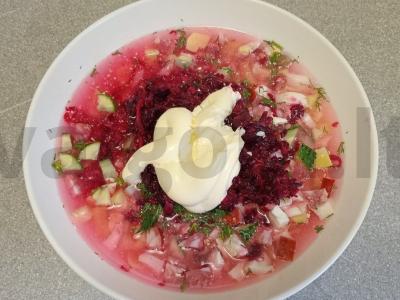 Burokėlių sriuba su rūkytomis dešromis beržo sultyse Žingsnis 8