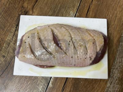 Anties krūtinėlė su apelsinais, rozmarinais ir česnaku Žingsnis 3