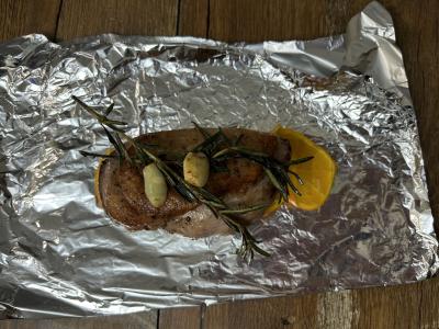 Anties krūtinėlė su apelsinais, rozmarinais ir česnaku Žingsnis 10