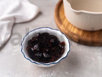 Skanus keksiukas su razinomis Žingsnis 1