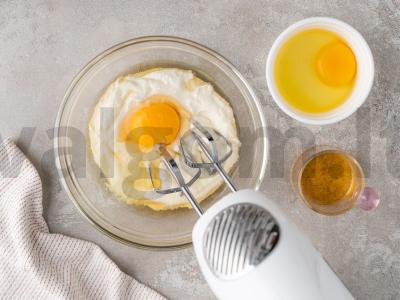 Skanus keksiukas su razinomis Žingsnis 3