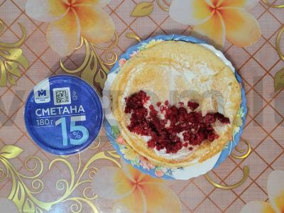 Sotūs ryžių blynai su avietėmis ant acidofilino Žingsnis 4