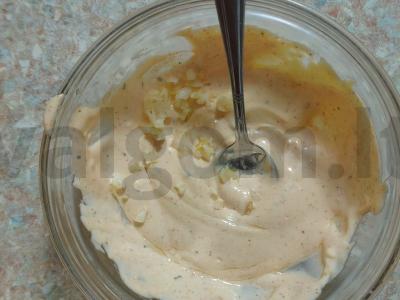 Žuvis su grietinėlės-prieskonių padažu Žingsnis 2