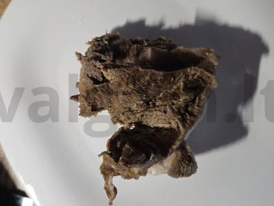 Borsčas su jautienos kaulu ir konservuotomis pupelėmis Žingsnis 1