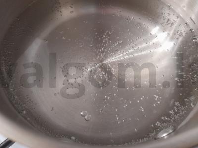 Kompotas su obuoliais ir razinomis Žingsnis 3