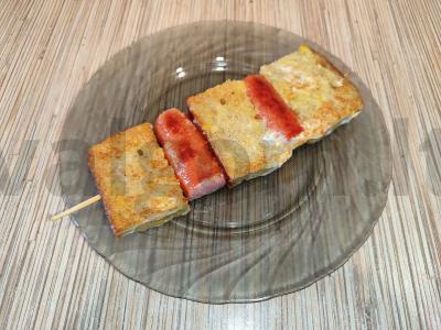 Dešrelės su ruginiu duona ant iešmelių keptuvėje Žingsnis 5