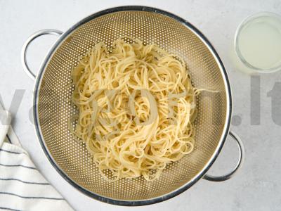 Grietinėlės makaronai su krevetėmis ir brokolių padažu Žingsnis 3