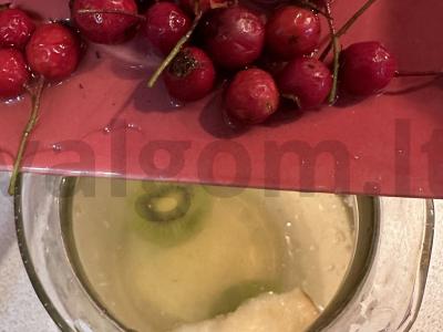 Naudingas arbata su kiviu ir feijoa Žingsnis 3