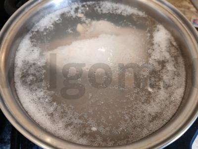 Šči su mėsa ir raugintais kopūstais pietums Žingsnis 1