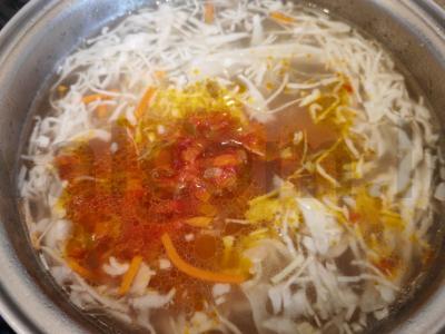 Šči su mėsa ir raugintais kopūstais pietums Žingsnis 12