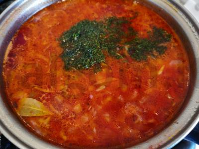 Šči su mėsa ir raugintais kopūstais pietums Žingsnis 14