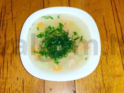 Pirmas patiekalas „Upėtakio žuvis“ pagrindine nuotrauka