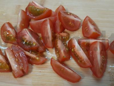 Daržovių salotas su mocarela Žingsnis 3