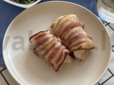 Vištienos ritinėliai su šonine pagrindine nuotrauka