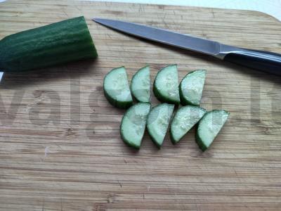 Kanapės su alyvuogėmis ir agurkais Žingsnis 1