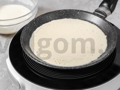 Pankūkos su pienu ir skylutėmis Žingsnis 4