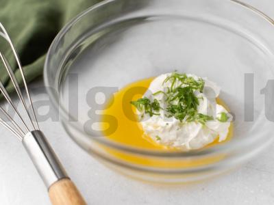 Cukinijų blynai su varškės kremu ir lašiša Žingsnis 4