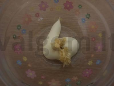 Salotos su žaliais lęšiais ir skrudinta duona Žingsnis 1