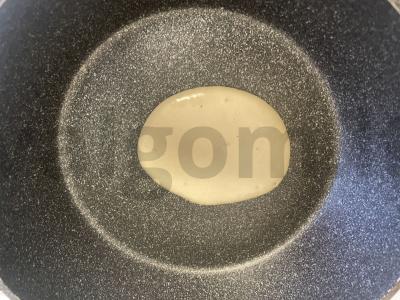 Be glitimo ryžių miltų blynai Žingsnis 3