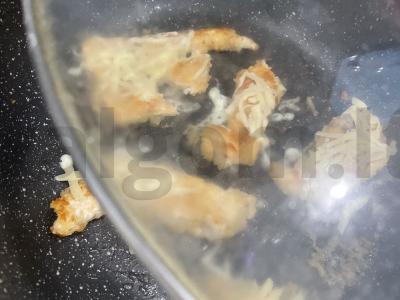 Kvapnūs vištienos stripsai su sūriu Žingsnis 6