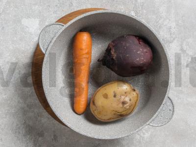 Užkandis „Šuba su silke“ Žingsnis 1