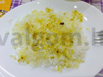 Ryžiai su plovo prieskoniu pagrindine nuotrauka