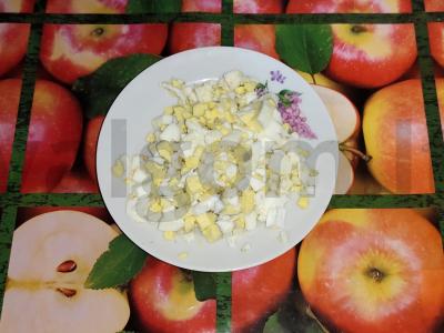 Salotas „Olivje su žaliu svogūnu“ Žingsnis 8