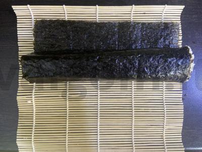 Rulonai su krabų lazdelėmis ir varškės sūriu Žingsnis 5