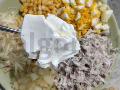 Švelnus salotas su vištiena, ananasais ir kukurūzais Žingsnis 7