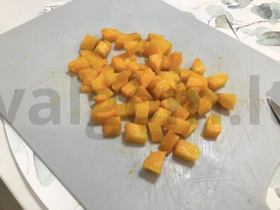 Vasaros salotos su kumpiu Žingsnis 3