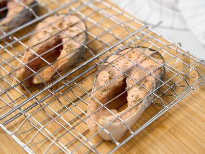 Lašiša ant grotelių kvapniame pipire Žingsnis 10