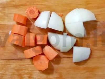 Troškinta vištienos krūtinėlė su kaulu Žingsnis 3