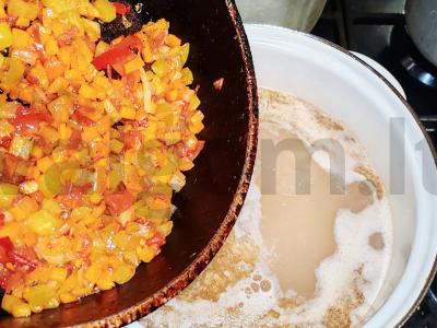 Sūrusis sriuba su šviežiais pomidorais Žingsnis 9