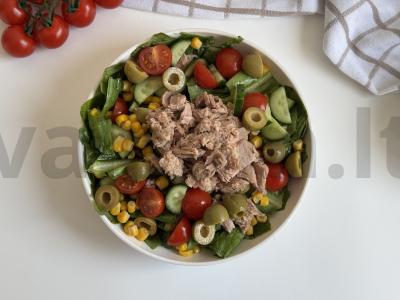 Salotos su tunu ir putpelių kiaušiniais pusryčiams Žingsnis 2