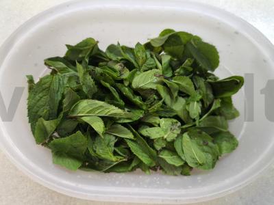 Mėtų sausainiai su vanilinu Žingsnis 1