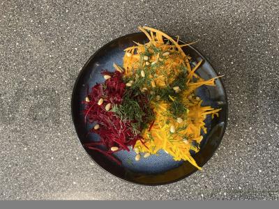 Vitaminų salotos su pušų riešutais Žingsnis 3