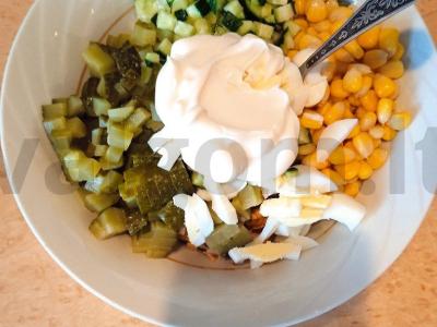 Jūros kokteilių salotos Žingsnis 6