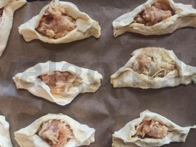 Sluoksniuotos bandelės su kvapniais obuoliais Žingsnis 3