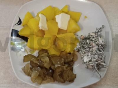 Ryški bulvė su ciberžole pagrindine nuotrauka