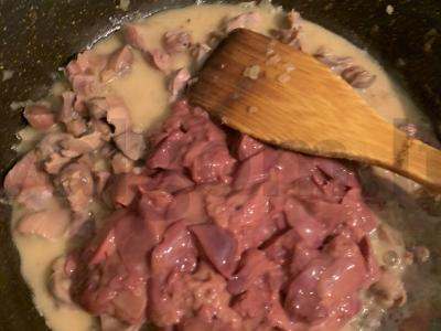 Makaronai pagal jūreivių receptą su subproduktais Žingsnis 7