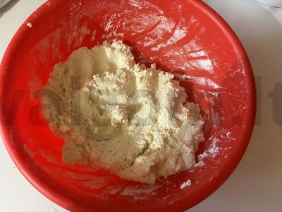 Varškės blyneliai su vyšniomis Žingsnis 3