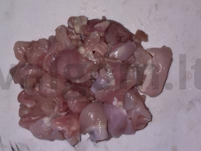 Vištienos sriuba su vermišeliais pietums Žingsnis 1