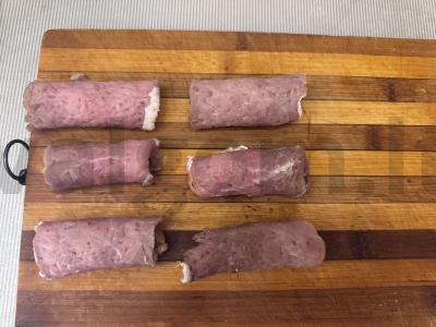 Kiaulienos ritinėliai su grybų įdaru Žingsnis 6