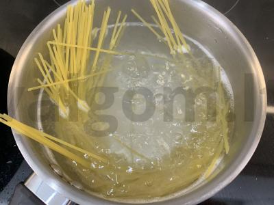 Spagečiai su bolonijos padažu vakarienei Žingsnis 1