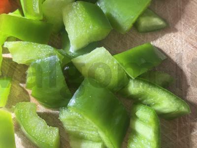 Vasaros salotos su pušų riešutų aliejumi Žingsnis 3