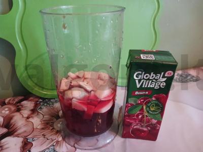 Smuzi su obuoliu, cukinija ir vyšnių sultimis Žingsnis 2