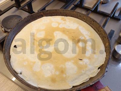 Įdaryti blynai su kumpiu ir sūriu Žingsnis 7