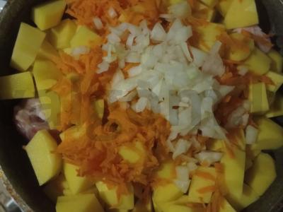 Auksinė troškinta bulvė Žingsnis 1